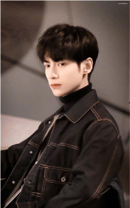 成毅娱乐圈吃瓜爆料视频,揭秘明星幕后故事